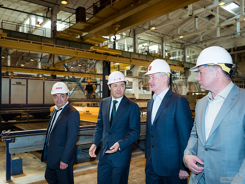 ������� �������� ����� ���������� � ������������� ��������� �����