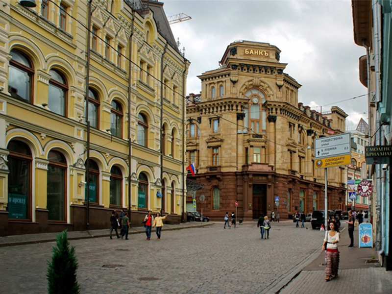 Ул рождественка. Кузнецкий мост Рождественка. Рождественка улица Москва. Улица Кузнецкий Рождественка. Кузнецкий мост Москва.