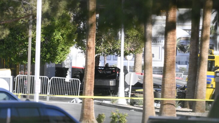 ������� ��� ���������� �� ������������ ������ Cybertruck �������� �������