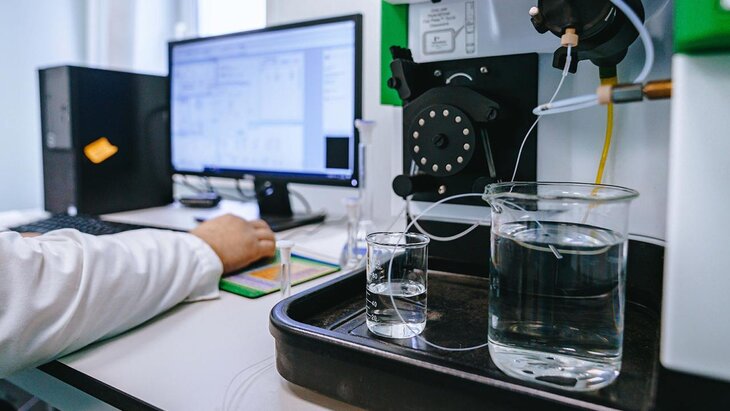 ������������� ����������� ��������� �������� � ������� ��