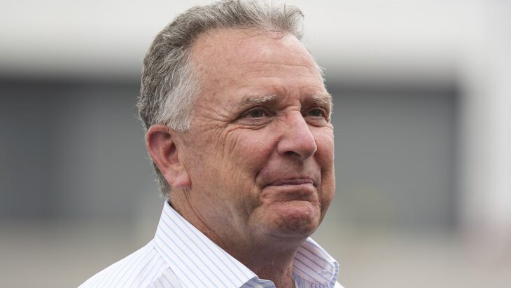 ������������� ������ ������� ����� ���������� � ������ � ��� ��������