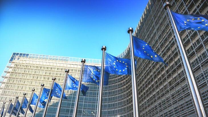 ����� �� �� ������ ����������� 20-� ����� �������������� �������