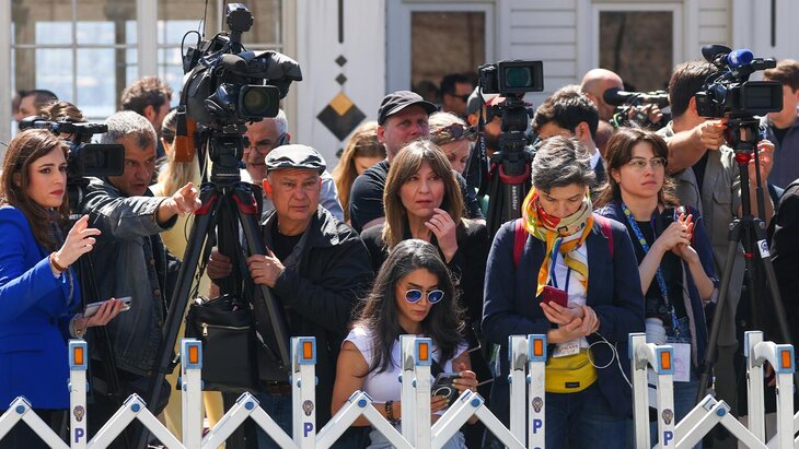 ���������� ����� �������� ����� ����������� ������ � ������� � ��������