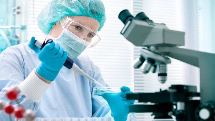 ����� ������ ��������� ����� ������� ������� � �����-���������� � ���