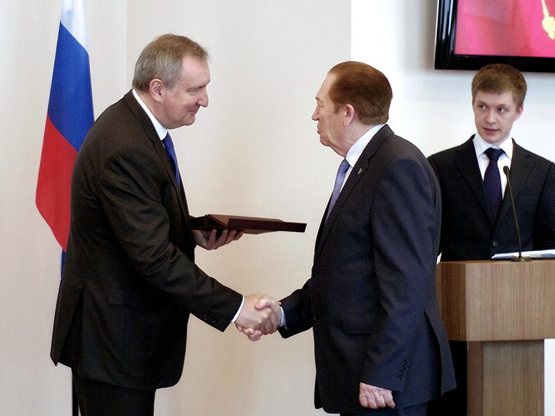 � ����������� ������ ��� ������ �������� ������ ������������� �� ��. �.�. ��������