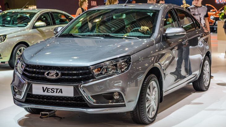     Lada Vesta  6-   