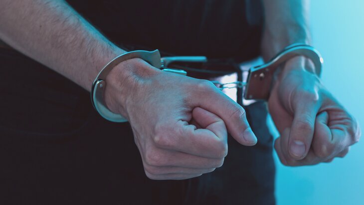 ����� ���� �� ���������� ������� � ��� �������� ��������� �� ���� � ������