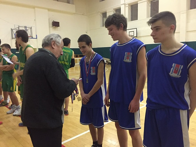 ������������� �� ���������� �������� � ������������� ��������� ���� ������ 1 � 3 �����