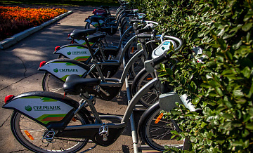 В парковых зонах СВАО можно взять напрокат велосипед