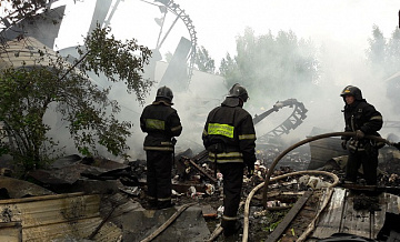 Автосервис сгорел дотла на северо-востоке Москвы