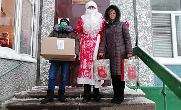 В Акведуке активисты провели рождественскую акцию